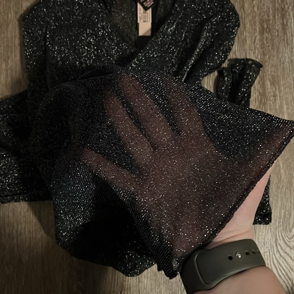 NWT Victoria’s Secret Black Sparkle Top - Picture 5 of 5